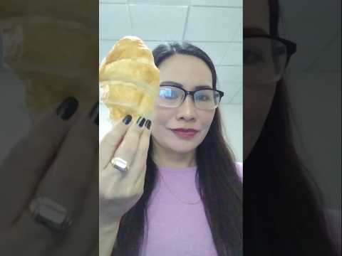ONE TIME BITE CROISSANT #everyone #mukbang #shortsfeed #onebite #challenge #bigmouth #crazylady