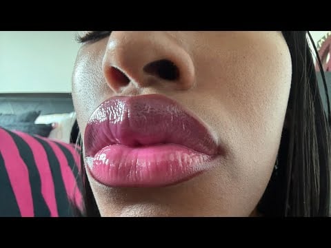 ASMR | Up Close Kisses 👄 
