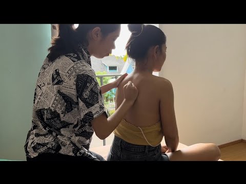 I GOT BODY MASSAGE for BACK PAIN in Bangkok by petite women
