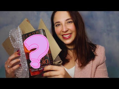 ASMR ITA 🎁 Unboxing e chiacchiere🎁 Soft spoken + whispering