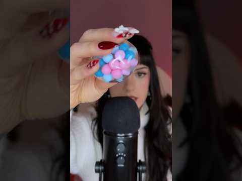 On TESTE des SQUISHY BALLS 🤯 #asmr #asmrsquishy