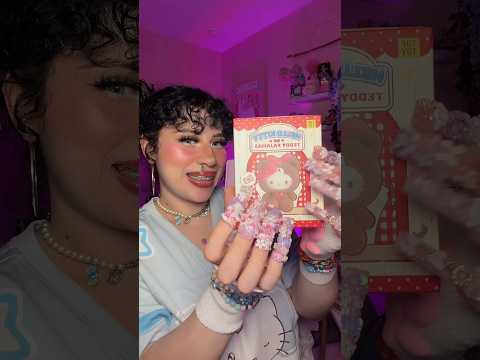 Mystery HELLO KITTY REVEAL PT.2👀🙌🏻 #asmrtingles #asmr #hellokittyasmr #shorts