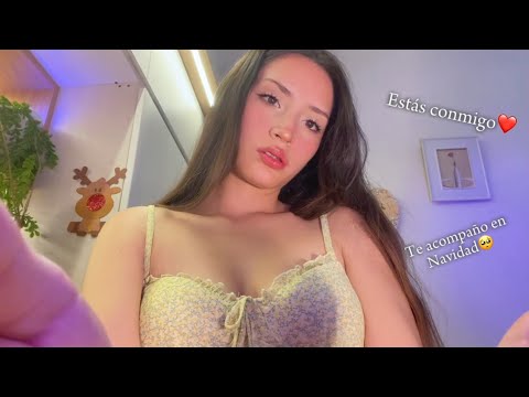 ASMR Estás solo 🥀 Te doy amor y hago sentir mejor en esta navidad ❤️