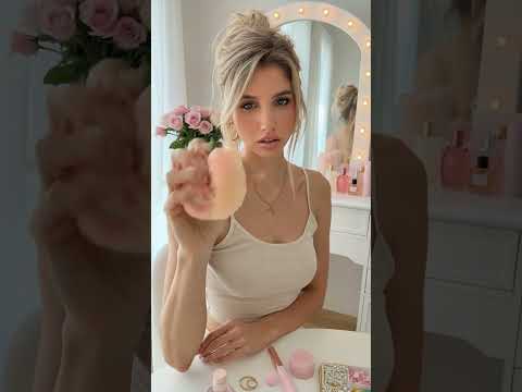 Peachy Squishy ASMR #asmr #blonde