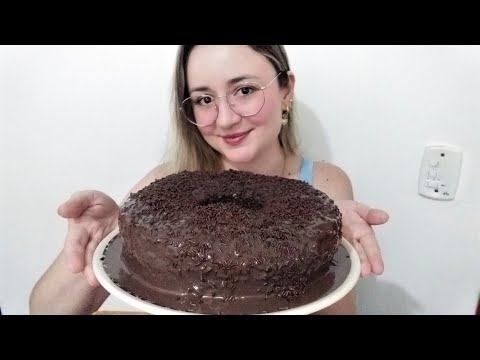 ASMR MUKBANG: BOLO DE ANIVERSÁRIO VULCÃO DE BRIGADEIRO 🎂 (SUSSURROS / SONS DE MASTIGAÇÃO)