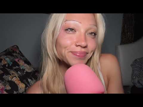 ASMR kissing sounds (lipgloss sounds, mouth sounds) 