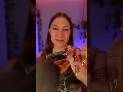 mic or no mic scratching??  🎙️#asmr