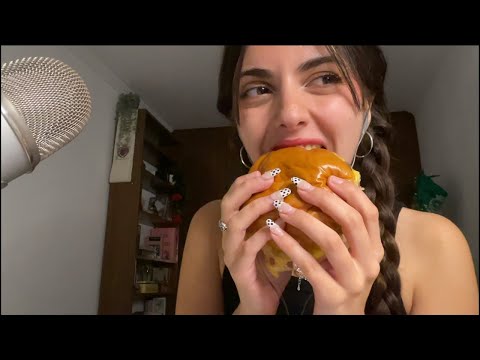 ASMR DIRECTO | Comiendo hamburguesota y charlando