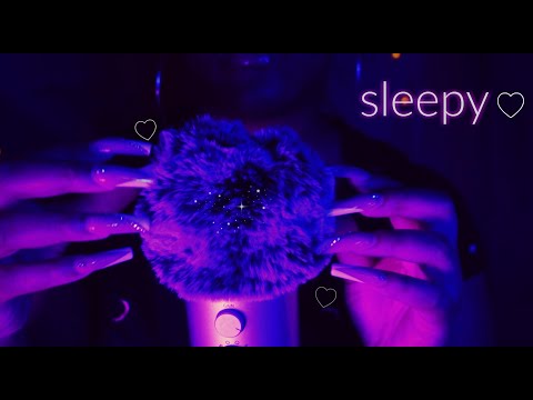 ASMR - ♡ Fluffy Mic Scratching + Sleepy Trigger Words & Whispers ♡✨