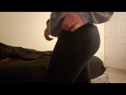 ASMR 20 Minute Legging Sratching/Pulling, Soft Fabric Sounds, 3 Different Pairs,headphones recommend