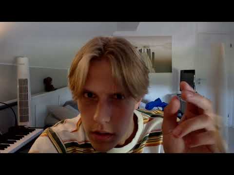 1 MINUTE PRO HAIRCUT ASMR (EXTREMELY QUICK AND HOT HAIRCUT)