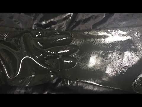 SUPER LONG RUBBER GLOVES 👈🖤👉 OIL SPRAYING🎧 [[ASMR]]