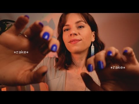hypnotic hand movements to lure you to sleep 😴 ASMR Reiki 😴