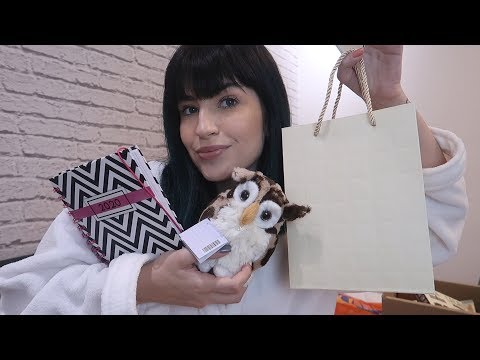 ASMR - MOSTRANDO MEUS PRESENTES/RECEBIDOS DE ANIVERSÁRIO!