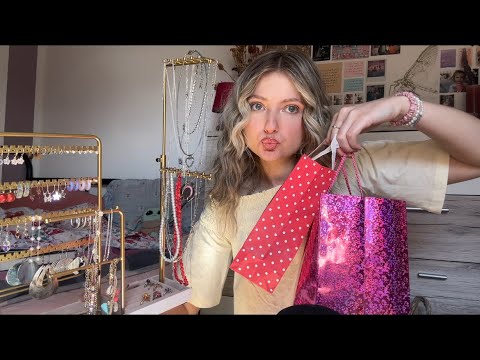 ASMR | what i got for my BIRTHDAY 🎁🎀🎊 (german whispers) | overexplaing, tracing, tapping