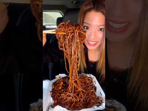 When Asian mom gets hungry and can’t wait to go home… #food #eating #mukbang #koreanfood #shorts
