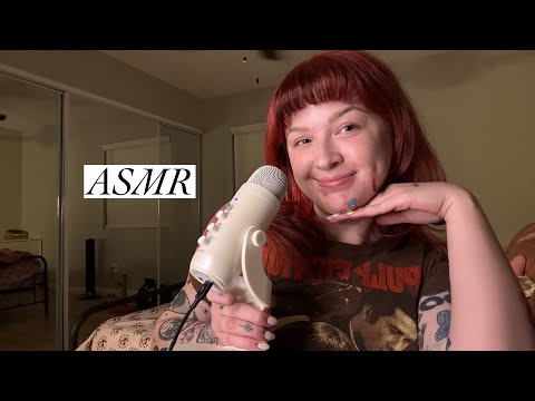 ASMR with my new microphone 🎙️ 💕 (whispers, mic triggers)