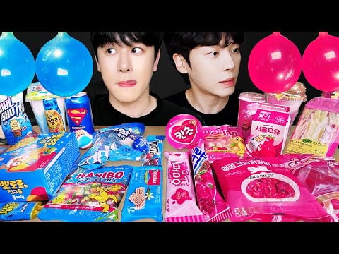ASMR MUKBANG | 블루 핑크 아이스크림 젤리 먹방 초콜릿 & BLUE PINK PARTY DESSERTS JELLY CANDY EATING