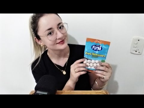 ASMR: MASCANDO CHICLETE (SUSSURROS / SONS DE MASTIGAÇÃO)