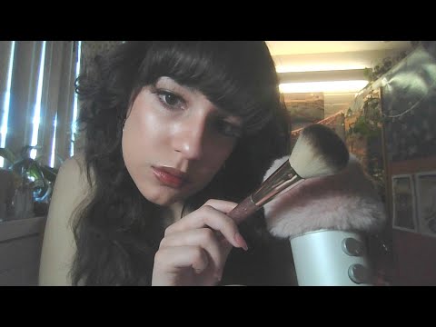 ASMR ♡ doing your makeup on a time crunch (4 mins, fast)