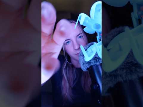 which clip is the most tinglyyy??? 💕#asmr #hairplay #clips