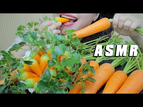 ASMR CARROT MUNG BEAN CAKES , SOFT CRUNCHY EATING SOUNDS | LINH-ASMR