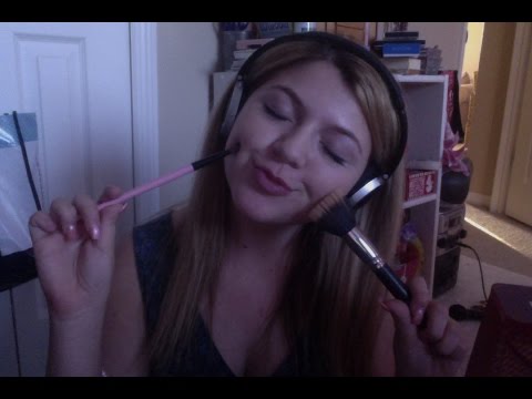 ASMR Brushing Mic with Makeup Brushes