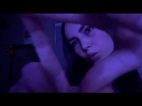 ASMR Chaotic Handmovements & Light Triggers(Close Up Mouth Sounds/Whispering)