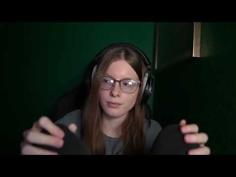Relaxing ASMR Ear To Ear Rubbing For Studying Students