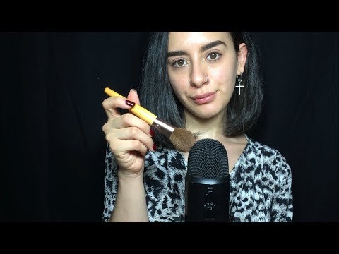 ASMR | MIC BRUSHING AND TRIGGER WORDS