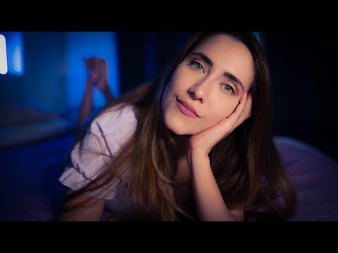 ASMR en tu CAMITA : Susurros y mimos para dormir