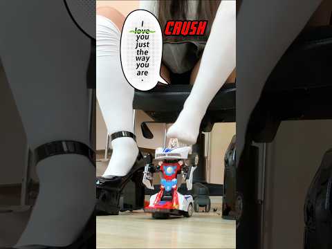 Doll Heels vs.Toy Car Robot! Oddly Satisfying Crushing Things! ASMR