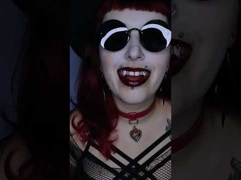 POV: VC ENCONTROU UMA VAMPIRA #asmr #asmrsounds #relax #visualtingle #asmrvideo