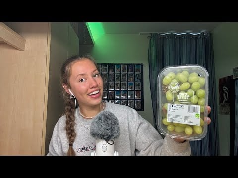ASMR eating the WORLDS CRUNCHIEST GRAPES 🍇