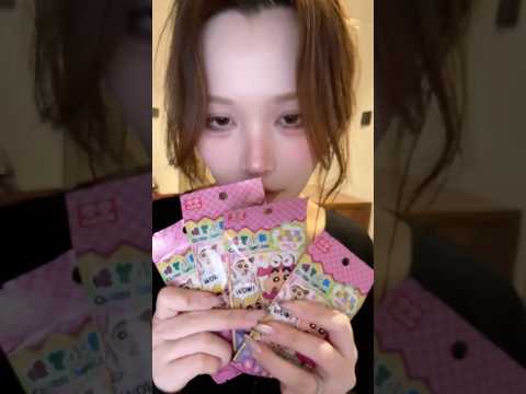 BLIND BAGS ~ ASMR ~ Shin-chan Badges ~