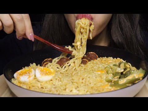 ASMR KIMCHI RAMEN NOODLES BOWL EGGS MEATBALLS PICKLES MUKBANG #asmr #mukbang #noodles #ramen #eggs