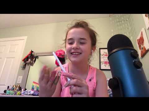 ASMR~Tapping with paper clip nails! 💅🏼~on different mystery objects!