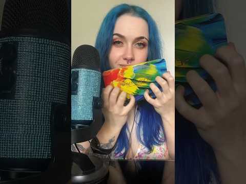 this tapping sounds ✨crispy✨ #asmr #asmrtapping #tapping #tappingasmr #metaltapping