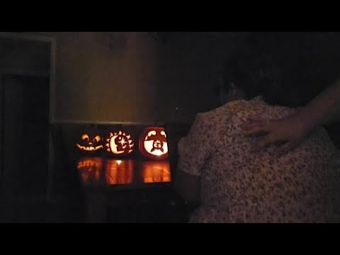 🎃 ASMR by Candlelight - Nostalgic Childhood Back Scratching & Tracing Games - Halloween Theme 🦇