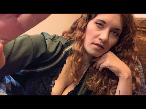 ASMR FRANÇAIS roleplay Girlfriend - je t'aide à t'endormir ( Lo-Fi )