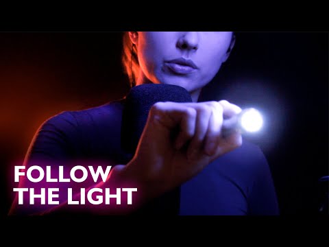 🔦FOLLOW THE LIGHT ASMR, FOCUS, TRACING, ASMR LIGHT TRIGGERS, ASMR SLEEP, ASMR MOUTH SOUNDS