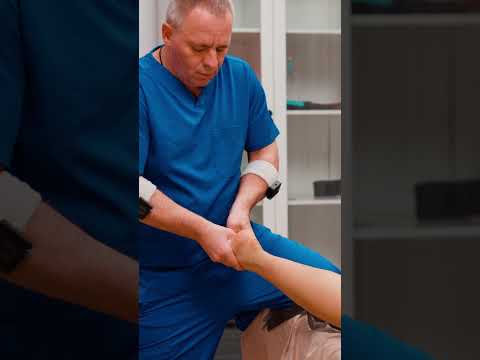 Therapeutic stretching + manual therapy + deep massage #chiropractic