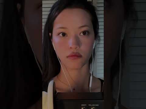 Satisfying ASMR Tapping Sounds ear massage ear cleaning #asmr #asmrshorts #asmrsounds #shorts