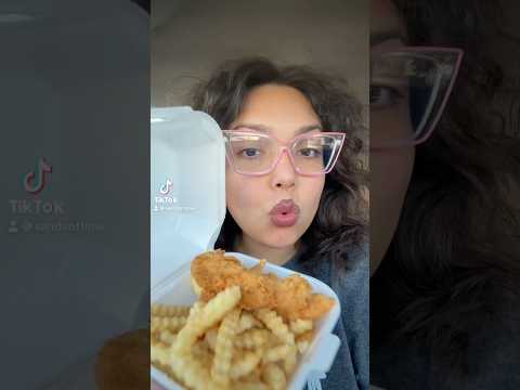 CHICKEN ASMR | eating crunchy juicy fried chicken from CANES sounds #fastfood #asmr