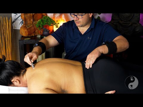 ASMR Light Touch Massage Gave her Goosebumps @LisaGossip2.0