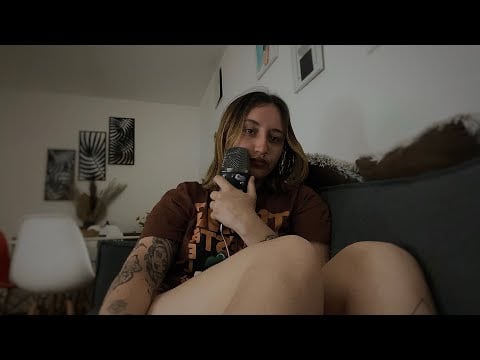 ASMR susurros cerca del mic hablando sobre derecho penal
