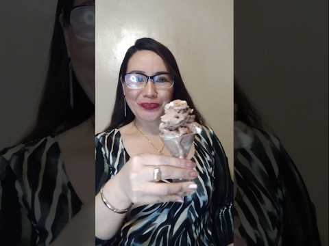 HOW I EAT ICE CREAM #viral #mukbang #shortsfeed #eatingshow #food #everyone #asmr  #viralvideo
