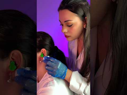POV: cuidando do seu piercing inflamado #asmr #asmrbrasil #asmrsounds #humor