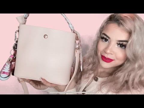 ASMR purse collection ❤️ mic scratching, tapping, scratching