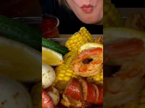 ASMR Seafood Boil w/ @nenesmunchies Butter Sauce #shorts